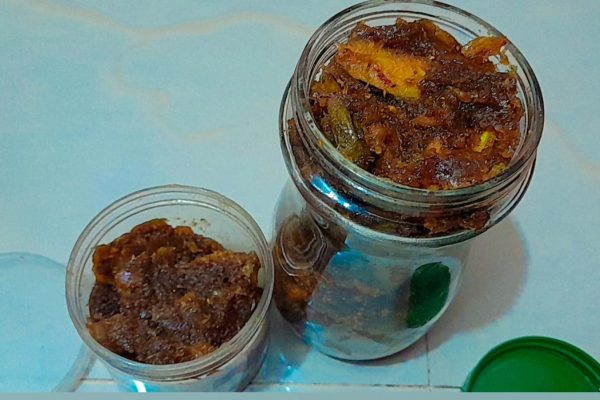 কাঁচা আমের টক-ঝল-মিষ্টি আচার